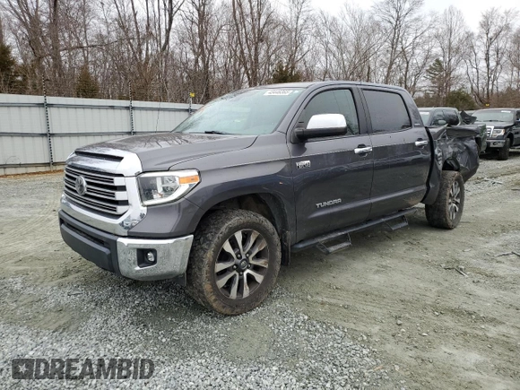 2018 Toyota Tundra SR5 z VIN 5TFHW5F11JX718907, wystawiony jako Copart lot #43446365 z przebiegiem 129 456 mil mil oraz Szkoda całkowita • Salvage title. Historia ofert i sprzedaży dostępna na DreamBid. Obrazek 1.