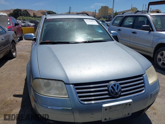 2003 Volkswagen Passat GLX z VIN WVWYH63B43E326130, wystawiony jako IAAI lot #42380050 z przebiegiem 156 338 mil mil oraz . Historia ofert i sprzedaży dostępna na DreamBid. Obrazek 6.