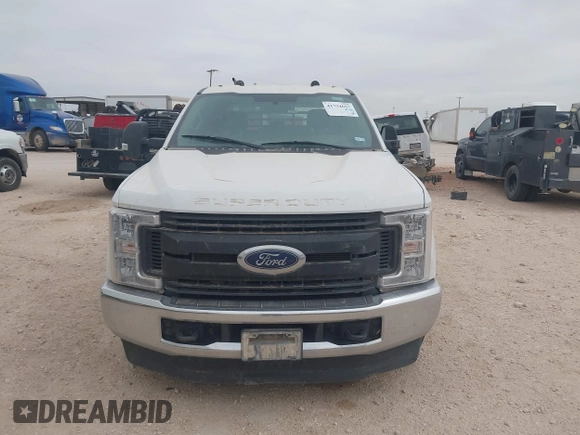 2017 Ford F-350 XL with VIN 1FT7W3AT2HED60747, listed as a IAAI auction lot 41734657 with 182,577 mi miles and . Bid and sale history available at DreamBid. Image 12.