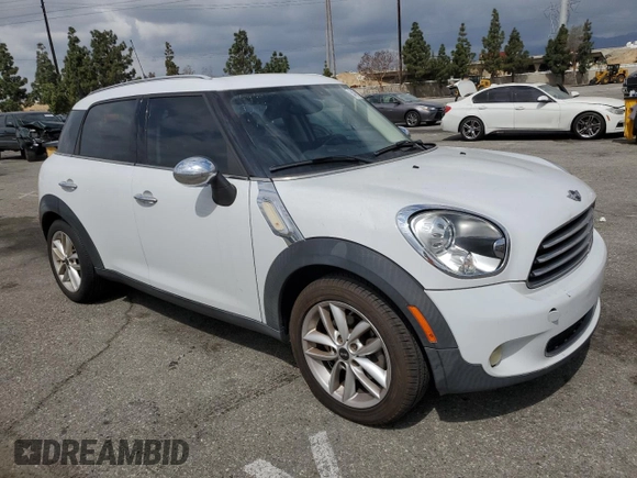 2012 MINI Countryman z VIN WMWZB3C56CWM01948, wystawiony jako Copart lot #54781705 z przebiegiem 128 374 mil mil oraz Szkoda całkowita • Salvage title. Historia ofert i sprzedaży dostępna na DreamBid. Obrazek 4.