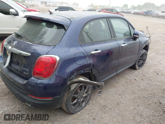 2017 FIAT 500X Pop z VIN ZFBCFYAB8HP535996, wystawiony jako IAAI lot #42234432 z przebiegiem 103 669 mil mil oraz . Historia ofert i sprzedaży dostępna na DreamBid. Obrazek 4.