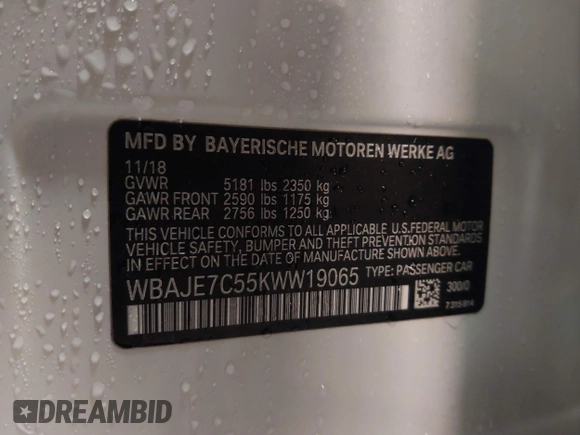 2019 BMW 5 Series 540i xDrive with VIN WBAJE7C55KWW19065, listed as a IAAI auction lot 41835435 with 45,087 mi miles and . Bid and sale history available at carsss.com. Image 9.