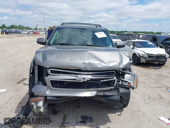 2008 Chevrolet Avalanche LS z VIN 3GNEC12J48G173429, wystawiony jako IAAI lot #42212433 z przebiegiem 151 817 mil mil oraz . Historia ofert i sprzedaży dostępna na DreamBid. Obrazek 12.