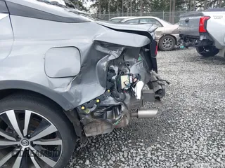 2019 Nissan Altima 2.5 Platinum with VIN 1N4BL4FW5KC194471, listed as a IAAI auction lot 41921471 with 28,313 mi miles. Bid and sale history available at carsss.com. Image 6.