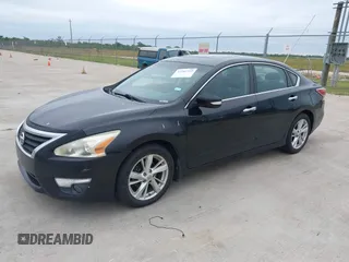 2015 Nissan Altima S with VIN 1N4AL3AP4FN863927, listed as a IAAI auction lot 42202359 with 221,654 mi miles and . Bid and sale history available at DreamBid. Image 2.