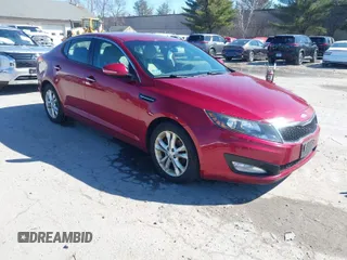2013 Kia Optima LX z VIN 5XXGM4A78DG205737, wystawiony jako IAAI lot #42005695 z przebiegiem 104 784 mil mil oraz . Historia ofert i sprzedaży dostępna na DreamBid. Obrazek 1.
