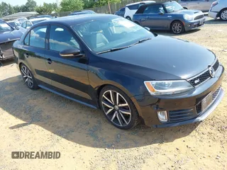 2012 Volkswagen Jetta Autobahn with VIN 3VW5A7AJ7CM015239, listed as a IAAI auction lot 42743819 with 83,739 mi miles and . Bid and sale history available at DreamBid. Image 1.