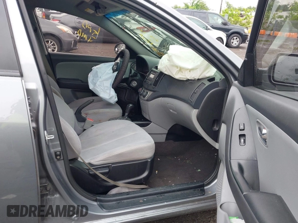 2010 Hyundai Elantra GLS z VIN KMHDU4AD2AU129488, wystawiony jako IAAI lot #42373549 z przebiegiem 189 469 mil mil oraz . Historia ofert i sprzedaży dostępna na DreamBid. Obrazek 5.
