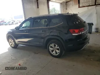 2019 Volkswagen Atlas SE with VIN 1V2WR2CA5KC518427, listed as a Copart auction lot 61795415 with 45,695 mi miles and Salvage title. Bid and sale history available at DreamBid. Image 2.