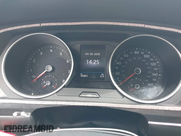 2018 Volkswagen Tiguan SEL с VIN 3VV3B7AX8JM044789, выставлен на аукционе IAAI как лот 42165937 с пробегом 98 463 миль миль и . История ставок и продаж доступна на DreamBid. Изображение 7.