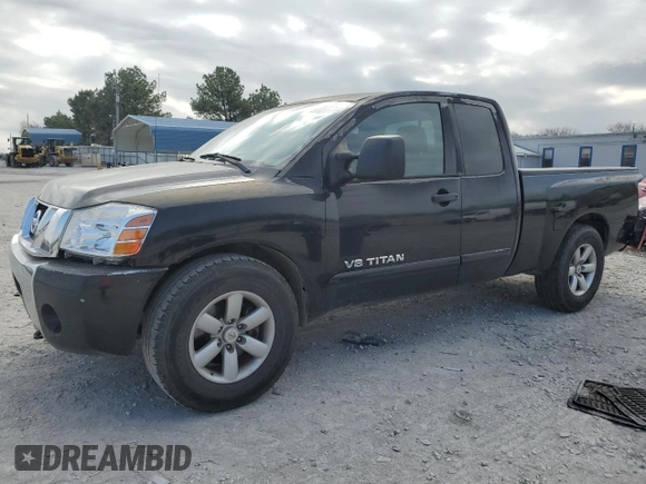 2008 Nissan Titan XE z VIN 1N6BA06A08N320811, wystawiony jako Copart lot #45508044 z przebiegiem 136 112 mil mil oraz Szkoda całkowita • Salvage title. Historia ofert i sprzedaży dostępna na DreamBid. Obrazek 1.