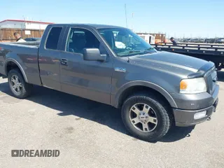 2005 Ford F-150 XLT with VIN 1FTPX145X5NA05142, listed as a IAAI auction lot 42021927 with 178,425 mi miles. Bid and sale history available at carsss.com. Image 1.