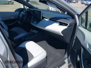 2022 Toyota Corolla Hatchback XSE with VIN JTNC4MBE1N3183637, listed as a IAAI auction lot 41802912 with 19,789 mi miles. Bid and sale history available at carsss.com. Image 5.