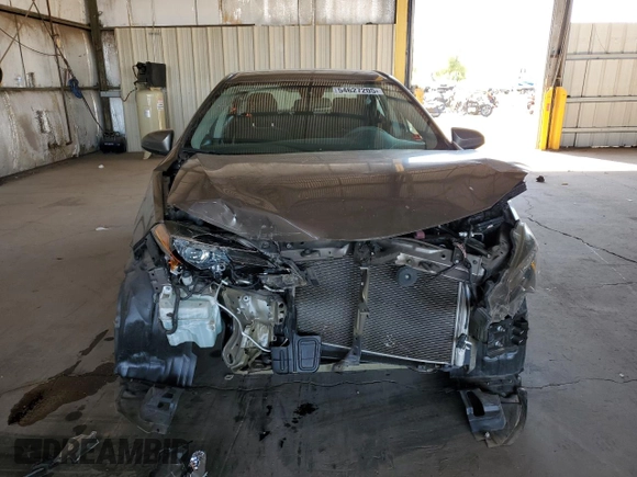 2019 Toyota Corolla L with VIN 5YFBURHE0KP882670, listed as a Copart auction lot 54627205 with 32,508 mi miles and Salvage title. Bid and sale history available at DreamBid. Image 5.