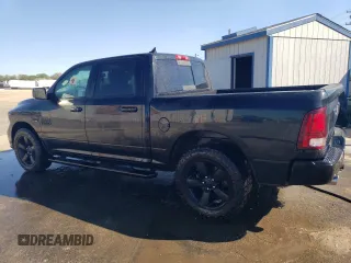 2018 Ram 1500 Night z VIN 1C6RR7MT0JS153033, wystawiony jako Copart lot #49237855 z przebiegiem 105 338 mil mil oraz Szkoda całkowita • Salvage title. Historia ofert i sprzedaży dostępna na DreamBid. Obrazek 2.