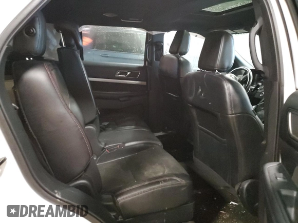 2018 Ford Explorer XLT z VIN 1FM5K8D85JGA53554, wystawiony jako Copart lot #58301995 z przebiegiem 144 621 mil mil oraz Szkoda całkowita • Salvage title. Historia ofert i sprzedaży dostępna na DreamBid. Obrazek 11.