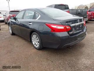 2016 Nissan Altima 2.5 SR with VIN 1N4AL3AP8GN354652, listed as a IAAI auction lot 41707435 with 128,813 mi miles. Bid and sale history available at carsss.com. Image 3.