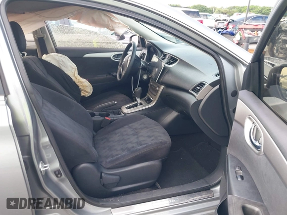 2013 Nissan Sentra SR z VIN 3N1AB7AP9DL720105, wystawiony jako IAAI lot #39970009 z przebiegiem 113 020 mil mil oraz . Historia ofert i sprzedaży dostępna na DreamBid. Obrazek 5.