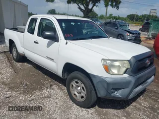 2013 Toyota Tacoma with VIN 5TFTX4CNXDX033530, listed as a IAAI auction lot 42457516 with 201,825 mi miles and . Bid and sale history available at DreamBid. Image 1.