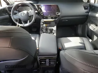 2025 Lexus NX 350 z VIN 2T2AGCEZ0SC065105, wystawiony jako Copart lot #50727115 z przebiegiem 5 389 mil mil oraz Szkoda całkowita • Salvage title. Historia ofert i sprzedaży dostępna na DreamBid. Obrazek 8.