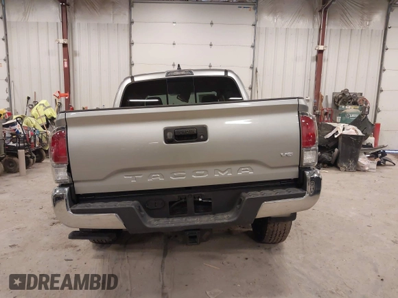 2023 Toyota Tacoma SR z VIN 3TMCZ5AN4PM597509, wystawiony jako IAAI lot #42020023 z przebiegiem 36 941 mil mil oraz . Historia ofert i sprzedaży dostępna na DreamBid. Obrazek 16.