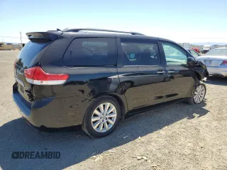2012 Toyota Sienna XLE AAS z VIN 5TDYK3DC0CS259964, wystawiony jako Copart lot #55964505 z przebiegiem 161 119 mil mil oraz Szkoda całkowita • Salvage title. Historia ofert i sprzedaży dostępna na DreamBid. Obrazek 3.