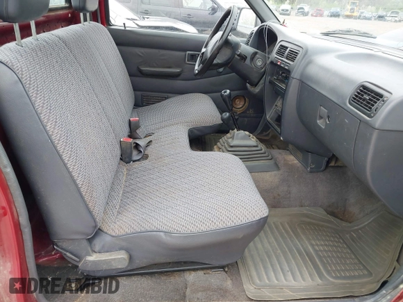 1996 Nissan Frontier XE z VIN 1N6SD11Y6TC355732, wystawiony jako IAAI lot #41958249 z przebiegiem 110 419 mil mil oraz . Historia ofert i sprzedaży dostępna na DreamBid. Obrazek 5.