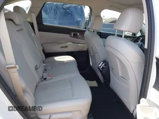 2023 Kia Sorento S z VIN 5XYRL4LCXPG229608, wystawiony jako IAAI lot #42096561 z przebiegiem 20 170 mil mil oraz . Historia ofert i sprzedaży dostępna na DreamBid. Obrazek 8.