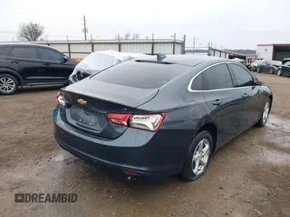 2019 Chevrolet Malibu LT with VIN 1G1ZD5ST4KF141307, listed as a IAAI auction lot 41513580 with 130,388 mi miles and . Bid and sale history available at DreamBid. Image 4.
