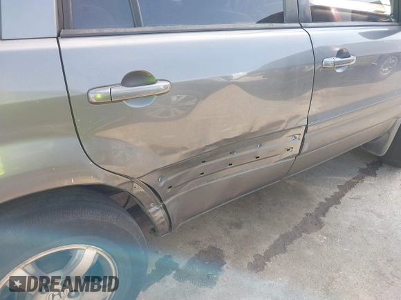 2008 Honda Pilot SE z VIN 5FNYF28328B010912, wystawiony jako IAAI lot #41791807 z przebiegiem 247 065 mil mil oraz . Historia ofert i sprzedaży dostępna na DreamBid. Obrazek 6.