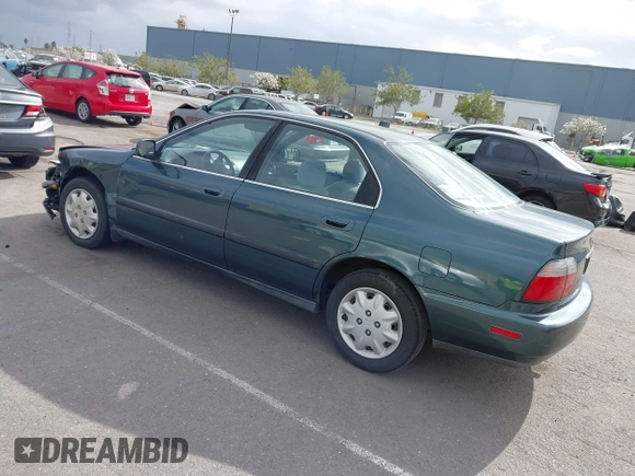 1996 Honda Accord LX with VIN 1HGCD5630TA197512, listed as a IAAI auction lot 41906009 with 79,805 mi miles and . Bid and sale history available at carsss.com. Image 3.