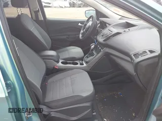 2013 Ford Escape SE with VIN 1FMCU0G96DUD23081, listed as a IAAI auction lot 42147883 with 117,275 mi miles and . Bid and sale history available at DreamBid. Image 5.