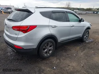 2013 Hyundai Santa Fe Sport with VIN 5XYZUDLB8DG078350, listed as a IAAI auction lot 41888307 with 130,811 mi miles. Bid and sale history available at carsss.com. Image 4.