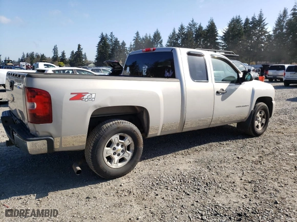 2008 Chevrolet Silverado 1500 LT w/1LT with VIN 2GCEK19J381149701, listed as a Copart auction lot 52803035 with 192,525 mi miles and Salvage Title. Bid and sale history available at carsss.com. Image 3.