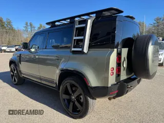 2022 Land Rover Defender z VIN SALE3ERU2N2063122, wystawiony jako Copart lot #88522655 z przebiegiem 89 354 mil mil oraz Czysty tytuł • Clean title. Historia ofert i sprzedaży dostępna na DreamBid. Obrazek 3.