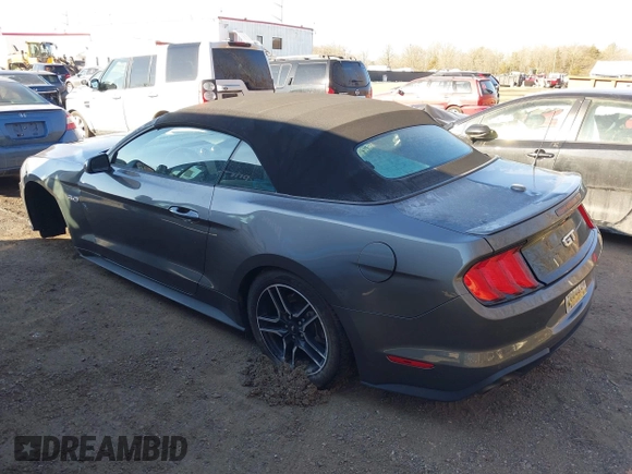 2023 Ford Mustang GT Premium z VIN 1FATP8FF0P5107393, wystawiony jako IAAI lot #41279324 z przebiegiem 26 622 mil mil oraz . Historia ofert i sprzedaży dostępna na DreamBid. Obrazek 3.