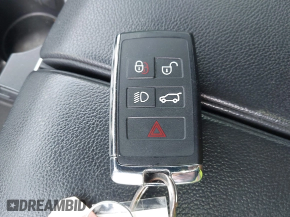 2021 Land Rover Range Rover Velar R-Dynamic S z VIN SALYT2EX9MA315965, wystawiony jako IAAI lot #42344448 z przebiegiem 66 819 mil mil oraz . Historia ofert i sprzedaży dostępna na DreamBid. Obrazek 11.