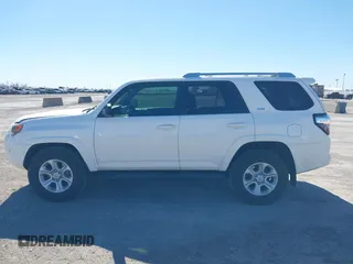 2017 Toyota 4Runner SR5 with VIN JTEZU5JR8H5153693, listed as a IAAI auction lot 41819843 with 56,957 mi miles and . Bid and sale history available at DreamBid. Image 13.
