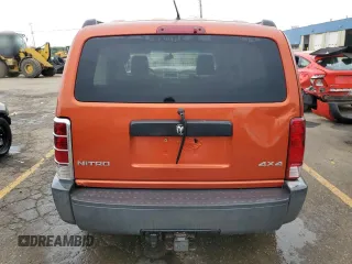 2007 Dodge Nitro SXT with VIN 1D8GU28K97W587506, listed as a Copart auction lot 72824234 with 221,093 mi miles and Clean Title. Bid and sale history available at DreamBid. Image 6.