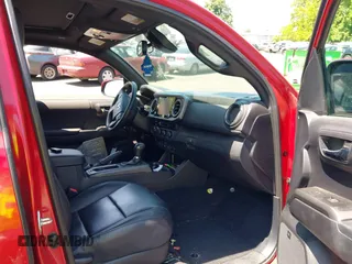 2021 Toyota Tacoma SR с VIN 3TMCZ5AN3MM383526, выставлен на аукционе IAAI как лот 42429061 с пробегом 44 112 миль миль и . История ставок и продаж доступна на DreamBid. Изображение 5.