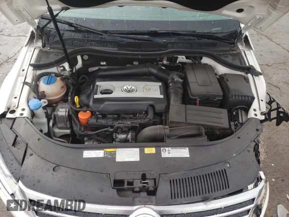 2015 Volkswagen CC R-Line with VIN WVWBN7AN0FE808583, listed as a Copart auction lot 67221683 with 54,048 mi miles. Bid and sale history available at carsss.com. Image 11.