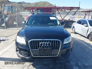 2014 Audi Q5 Premium z VIN WA1CFAFP0EA085858, wystawiony jako IAAI lot #41956522 z przebiegiem Nie podano mil oraz . Historia ofert i sprzedaży dostępna na DreamBid. Obrazek 11.