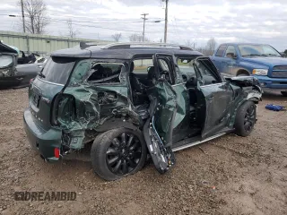 2018 MINI Countryman Cooper S with VIN WMZYT5C39J3E59740, listed as a Copart auction lot 80034544 with 69,735 mi miles and Salvage Title. Bid and sale history available at carsss.com. Image 3.