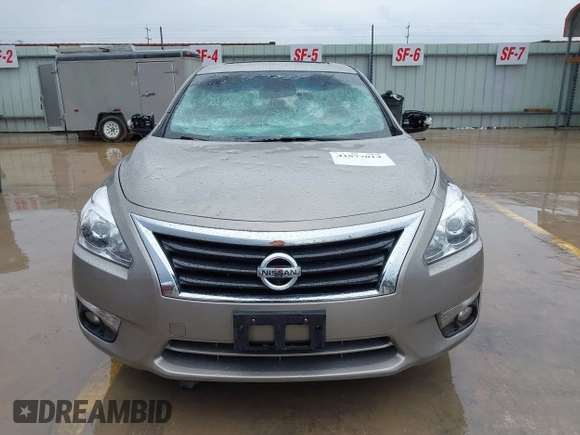 2014 Nissan Altima SV with VIN 1N4AL3AP0EC104072, listed as a IAAI auction lot 41877014 with 173,243 mi miles and . Bid and sale history available at DreamBid. Image 12.