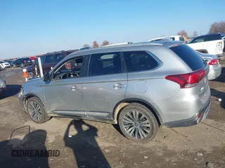 2020 Mitsubishi Outlander ES with VIN JA4AZ3A32LZ018238, listed as a IAAI auction lot 41129342 with 142,946 mi miles and . Bid and sale history available at DreamBid. Image 14.
