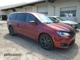 2020 Chrysler Pacifica Touring with VIN 2C4RC1FG2LR235891, listed as a Copart auction lot 54235655 with 75,343 mi miles and Salvage Title. Bid and sale history available at DreamBid. Image 4.