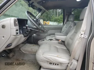 1999 Chevrolet Suburban with VIN 1GNGK26J0XJ439859, listed as a Copart auction lot 69076004 with 277,201 mi miles and Salvage Title. Bid and sale history available at carsss.com. Image 7.