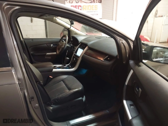 2013 Ford Edge Limited with VIN 2FMDK3K9XDBB82122, listed as a IAAI auction lot 41643455 with 140,706 mi miles. Bid and sale history available at carsss.com. Image 5.
