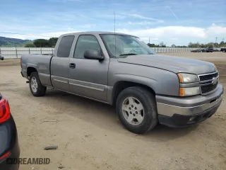 2006 Chevrolet Silverado 1500 LS with VIN 1GCEC19V86Z299887, listed as a Copart auction lot 52763435 with 434,028 mi miles and Clean Title. Bid and sale history available at carsss.com. Image 4.