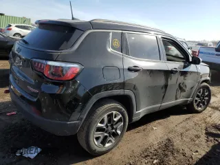 2018 Jeep Compass Trailhawk with VIN 3C4NJDDB5JT139499, listed as a Copart auction lot 48491975 with 115,466 mi miles and Salvage Title. Bid and sale history available at carsss.com. Image 3.